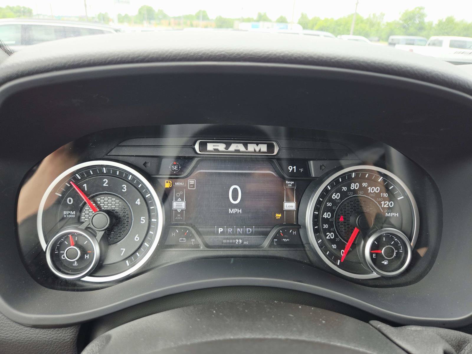 New 2026 RAM 2500 Big Horn AWD/4WD image 23