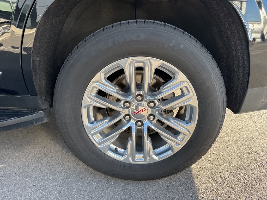 Used 2024 GMC Yukon SLT image 34