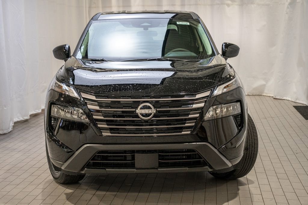 New 2026 Nissan Rogue SV image 2