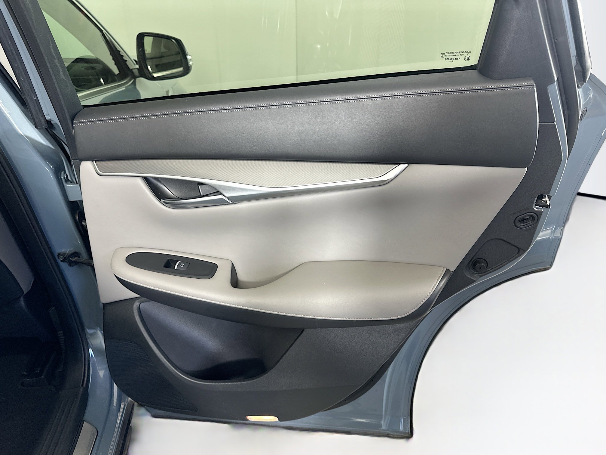 Used 2023 INFINITI QX50 Luxe AWD/4WD image 31
