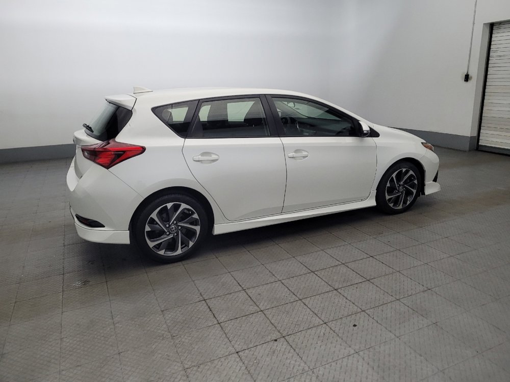 Used 2017 Toyota Corolla iM image 10