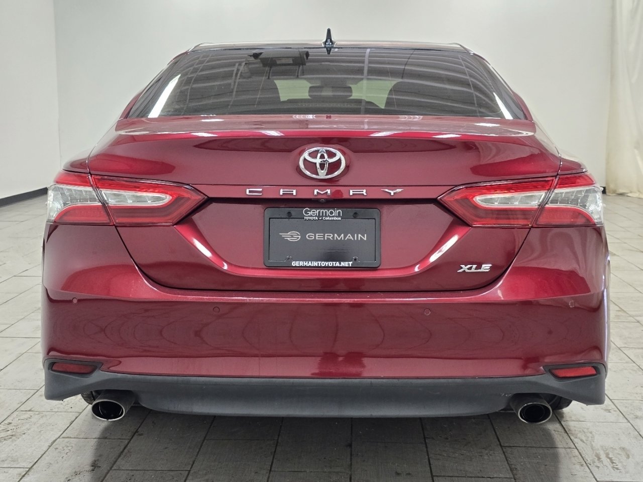 Used 2018 Toyota Camry XLE image 16