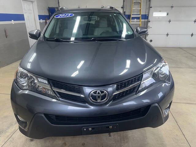 Used 2015 Toyota RAV4 XLE AWD/4WD image 2