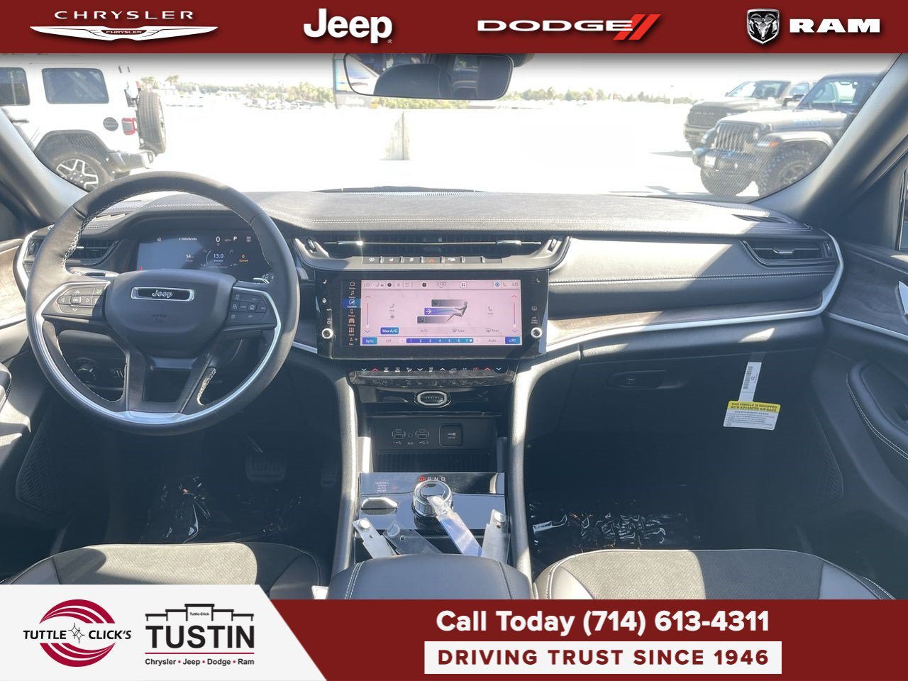New 2027 Jeep Grand Cherokee Altitude AWD/4WD image 2