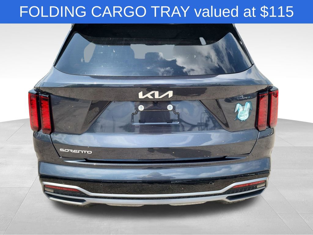 Used 2023 Kia Sorento S w/ Panoramic Sunroof Package FWD image 7