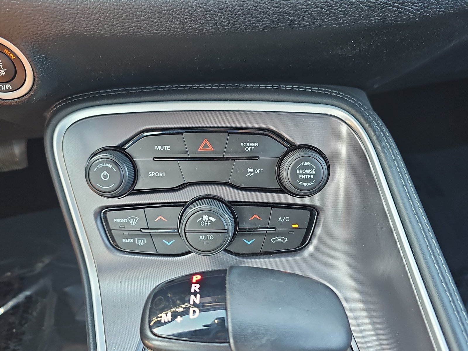 Used 2020 Dodge Challenger SXT w/ Blacktop Package RWD image 20