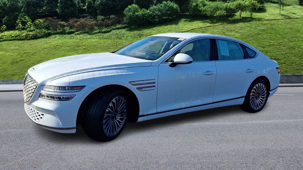 Used 2024 Genesis G80 image 4
