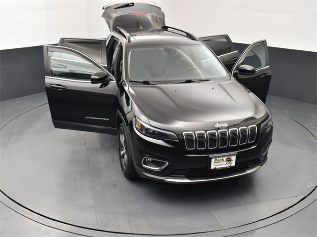 Used 2022 Jeep Cherokee Limited image 25