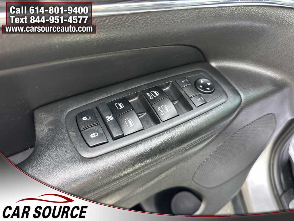 Used 2019 Jeep Grand Cherokee Limited AWD/4WD image 15