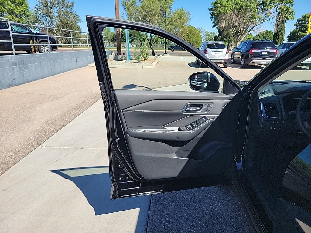 New 2026 Nissan Rogue Platinum w/ Platinum Premium Package image 11