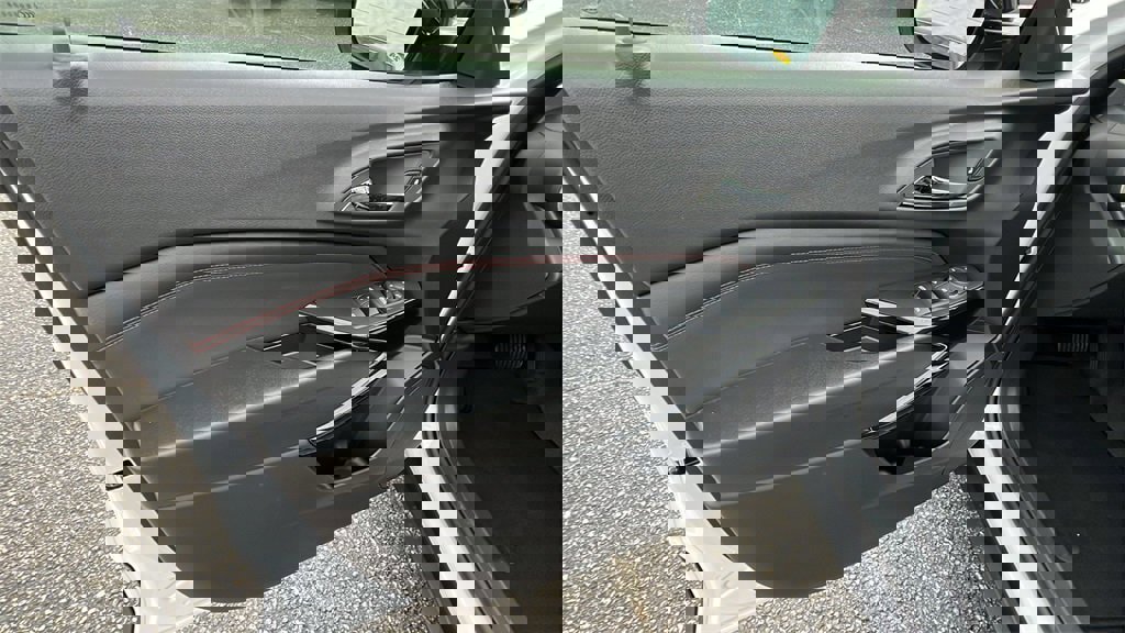 New 2026 Chevrolet Trax RS w/ Driver Confidence Package image 11