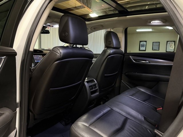 Used 2019 Cadillac XT5 Luxury image 10