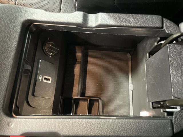 Used 2019 Ford Mustang GT Premium w/ Equipment Group 401A RWD image 21