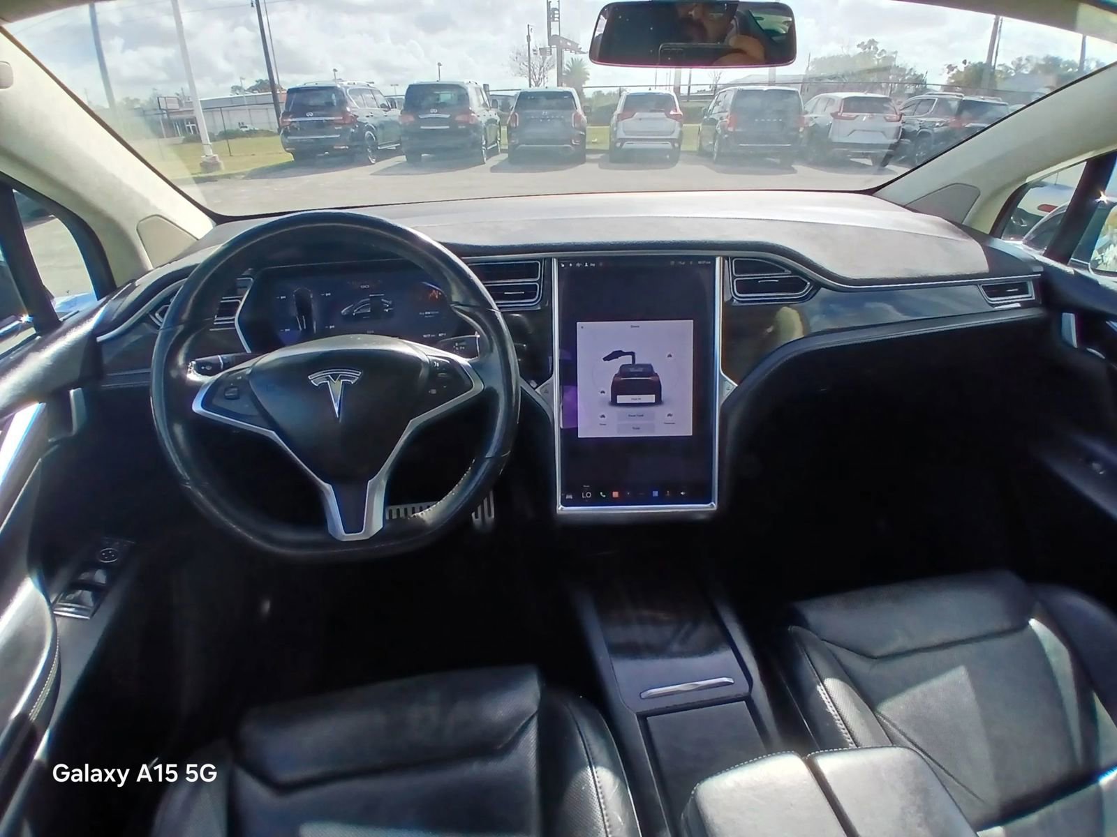 Used 2016 Tesla Model X Performance image 25