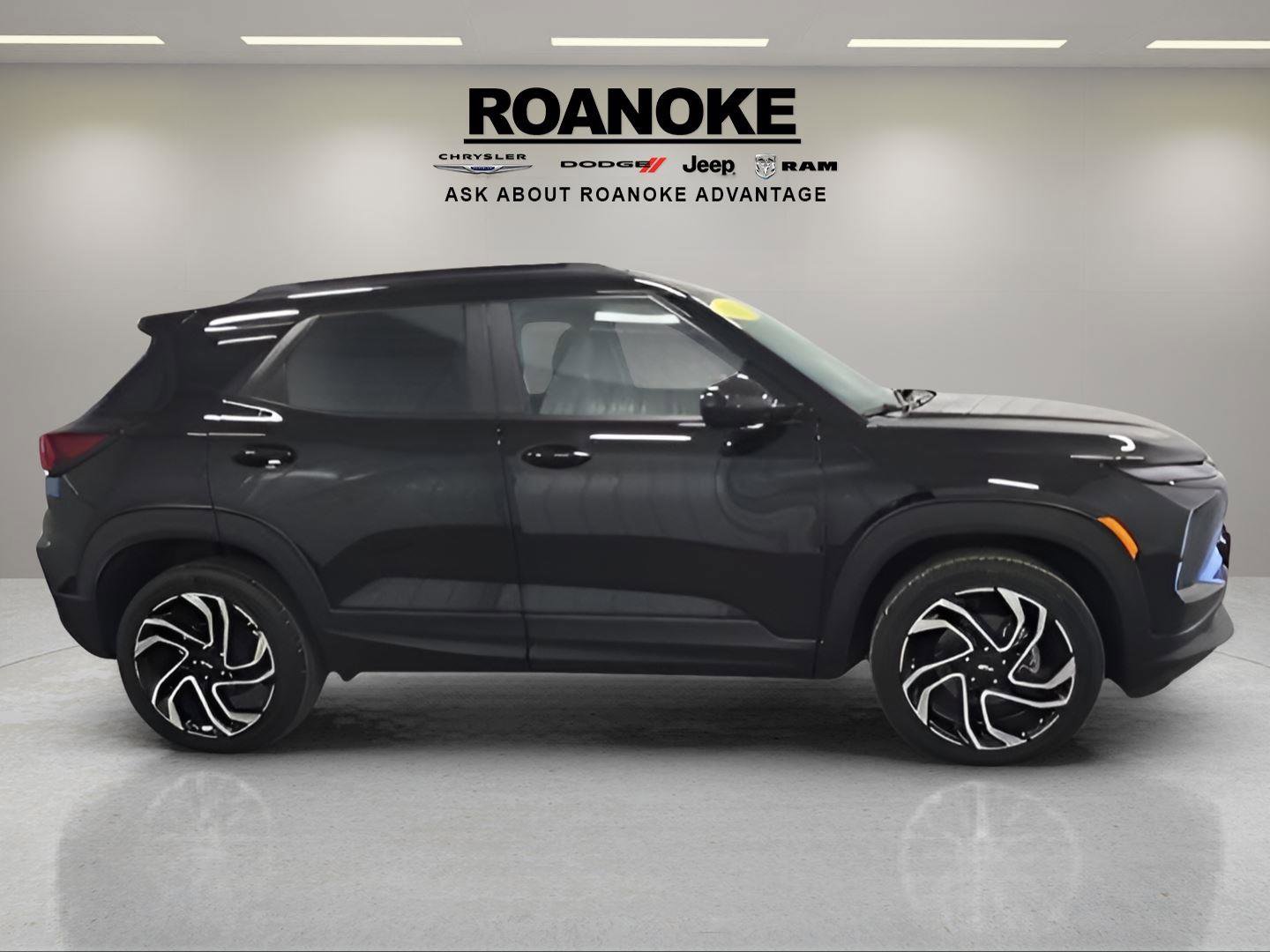 Used 2025 Chevrolet TrailBlazer RS image 8