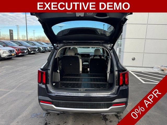 New 2025 Kia Sorento SX image 11