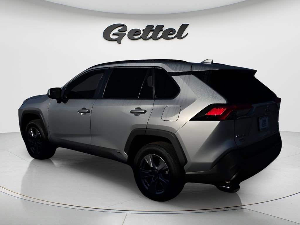 Used 2023 Toyota RAV4 XLE image 14