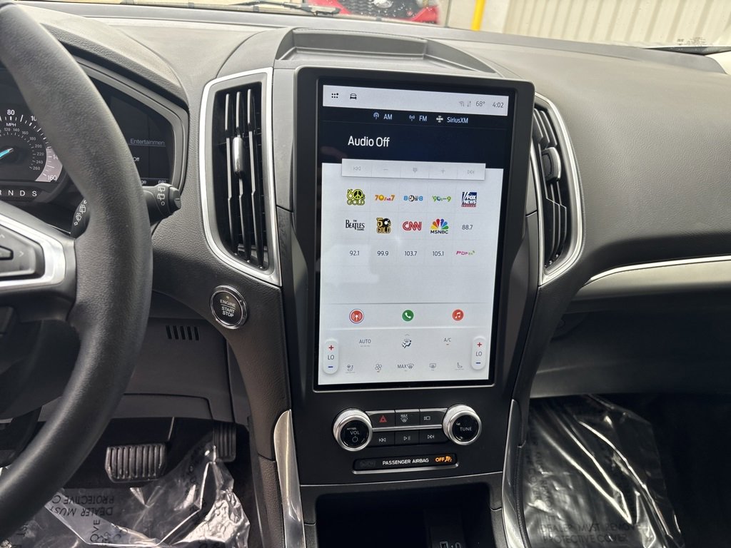 Used 2024 Ford Edge Titanium image 19