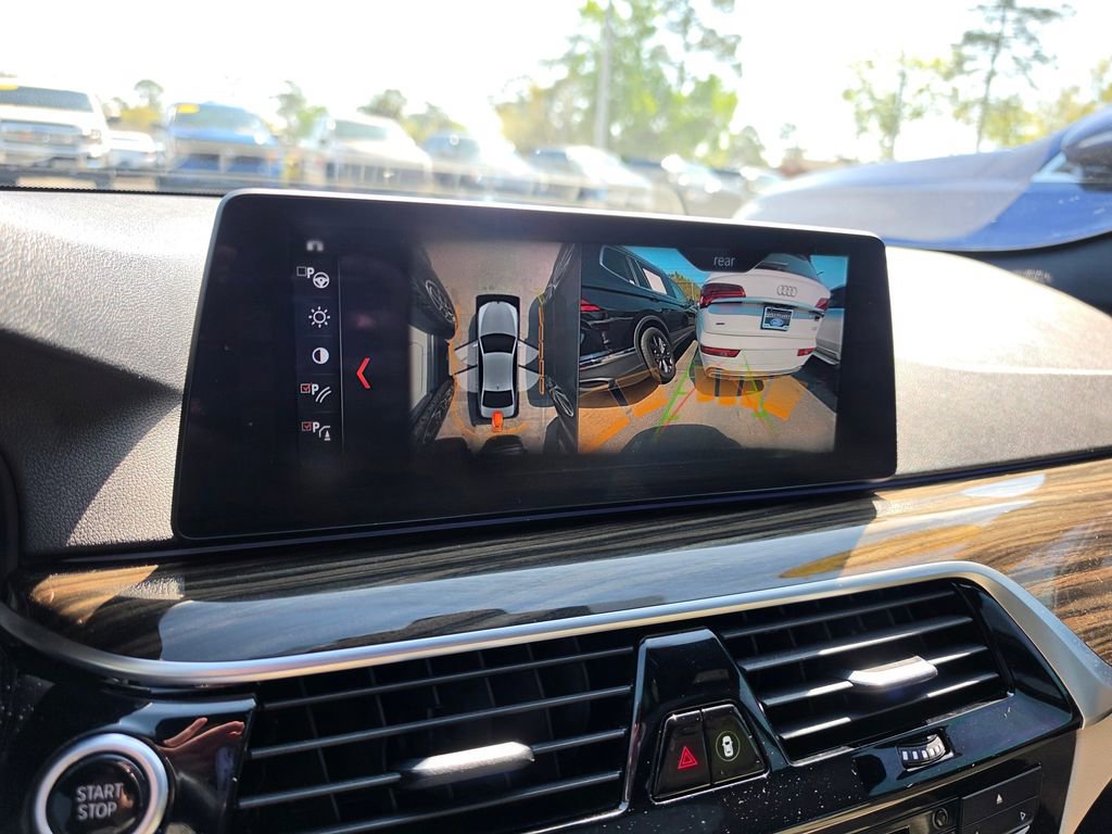 Used 2018 BMW 530e 530e iPerformance image 17