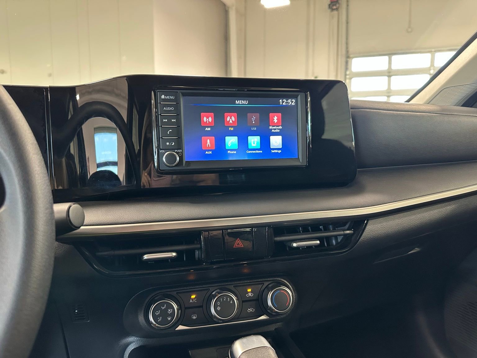 Used 2025 Nissan Kicks S image 22