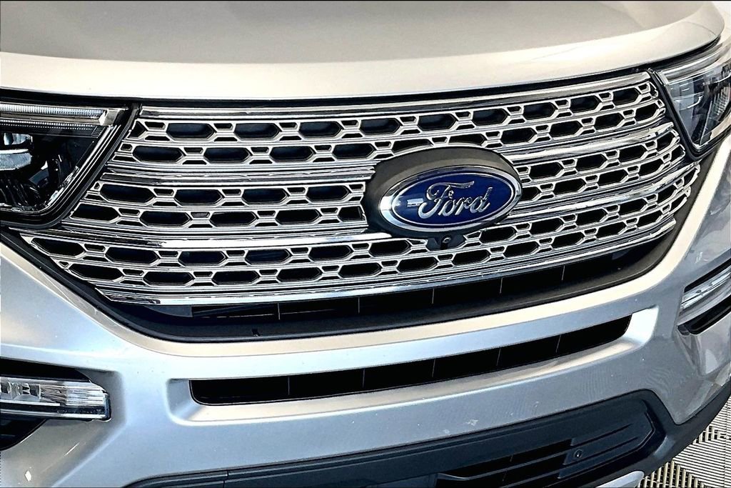 Used 2024 Ford Explorer Limited image 30