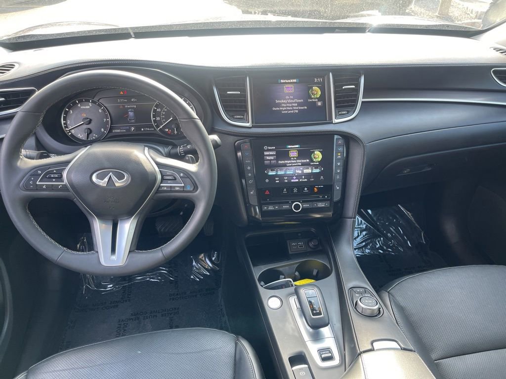 Used 2023 INFINITI QX50 Luxe image 11