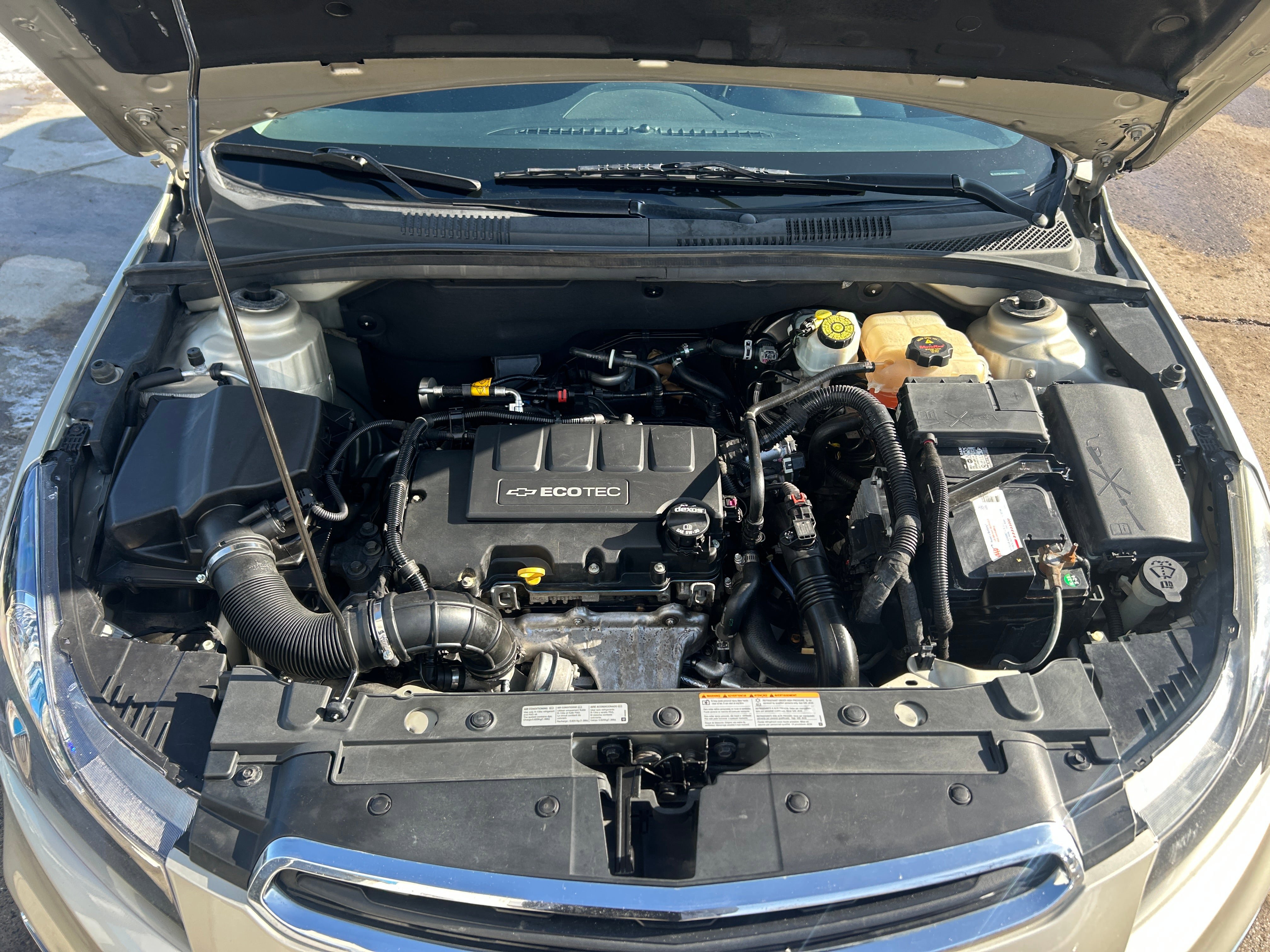 Used 2016 Chevrolet Cruze LT FWD image 12