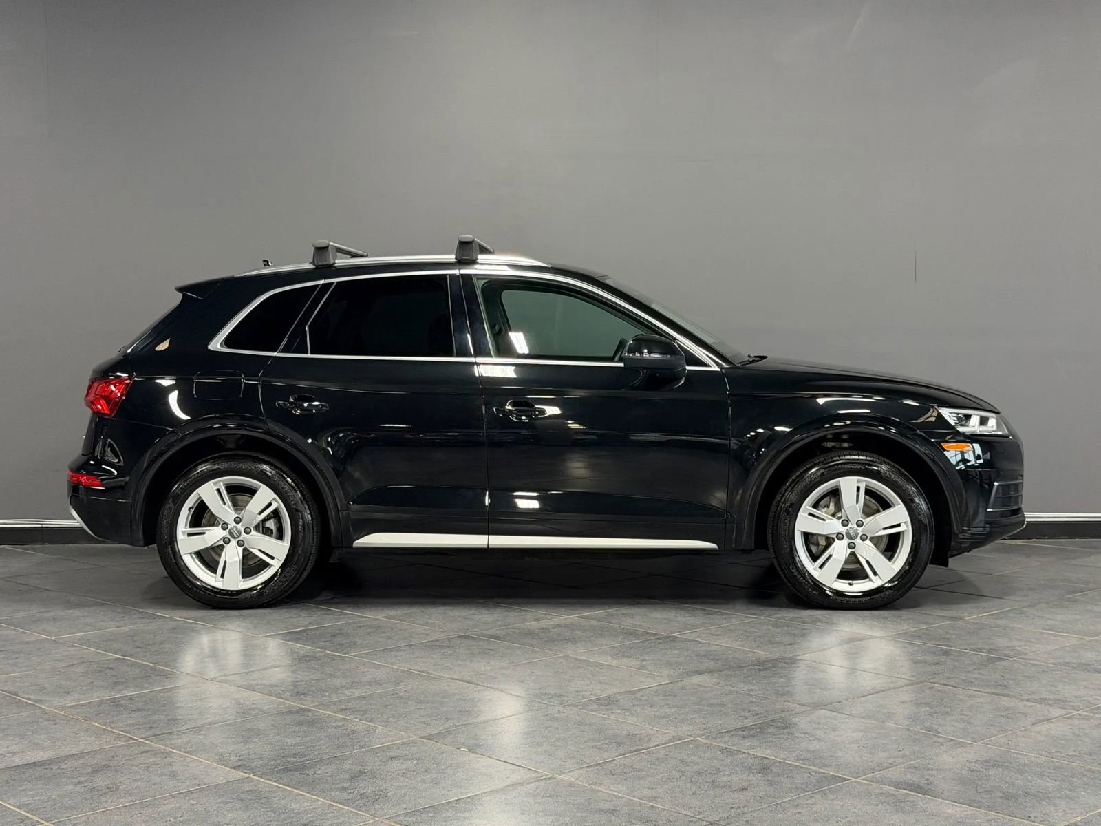 Used 2019 Audi Q5 2.0T Premium Plus AWD/4WD image 5