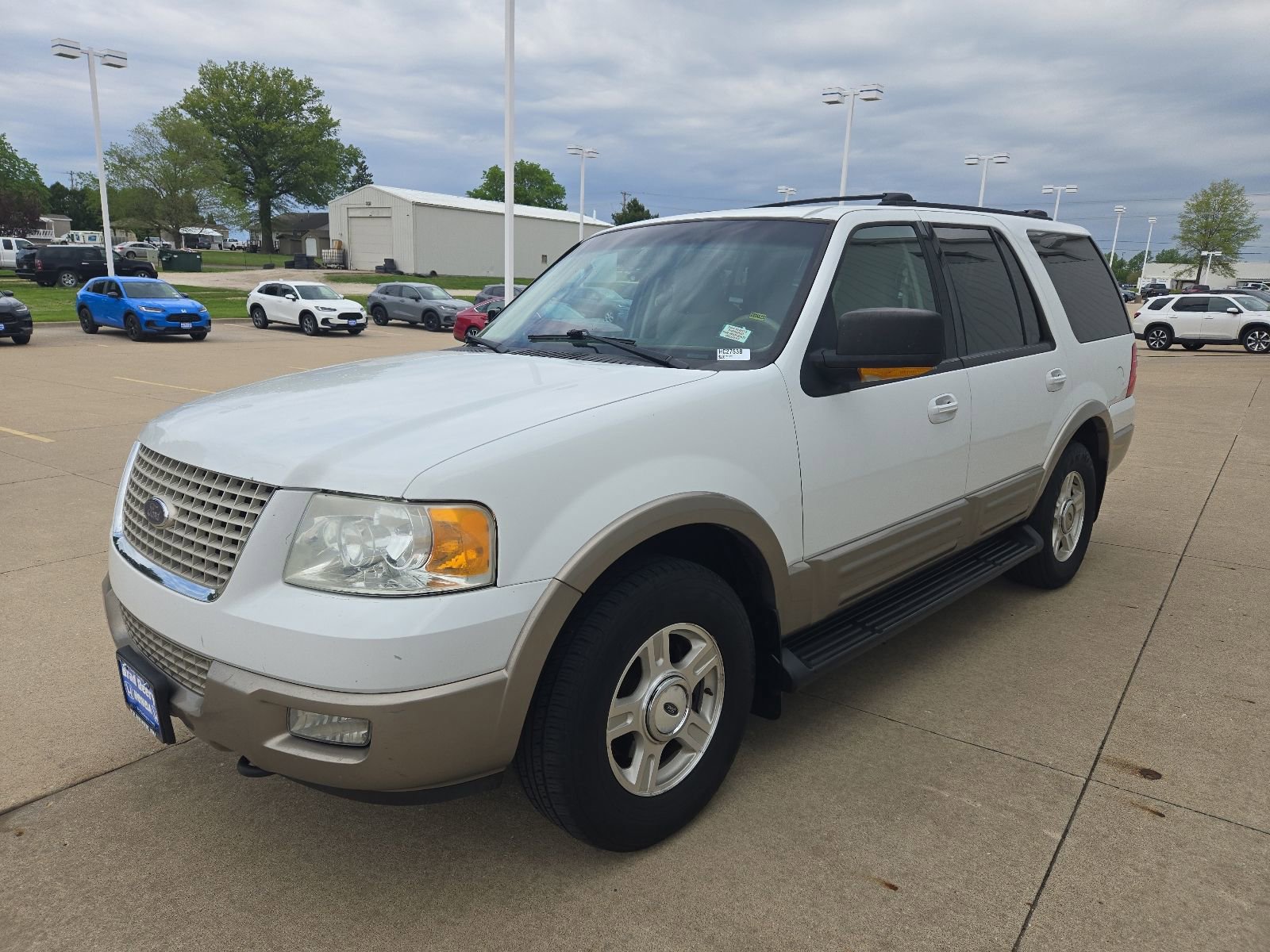Used 2003 Ford Expedition Eddie Bauer AWD/4WD image 4