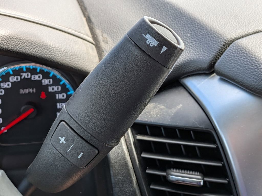 Used 2017 Chevrolet Suburban Premier image 24