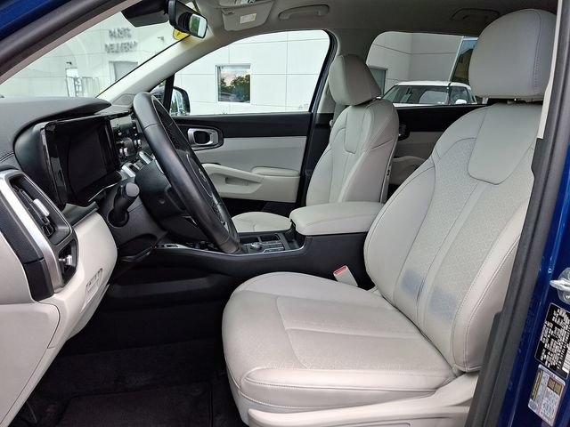 Used 2021 Kia Sorento S FWD image 13