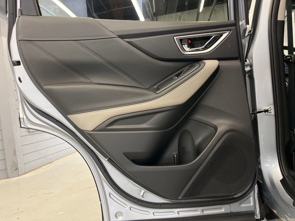 Certified 2024 Subaru Forester Limited image 32