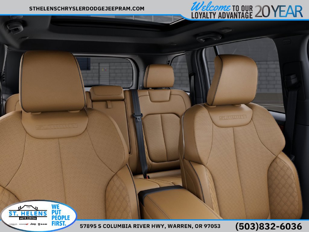New 2026 Jeep Grand Cherokee Summit w/ Obsidian Package AWD/4WD image 29