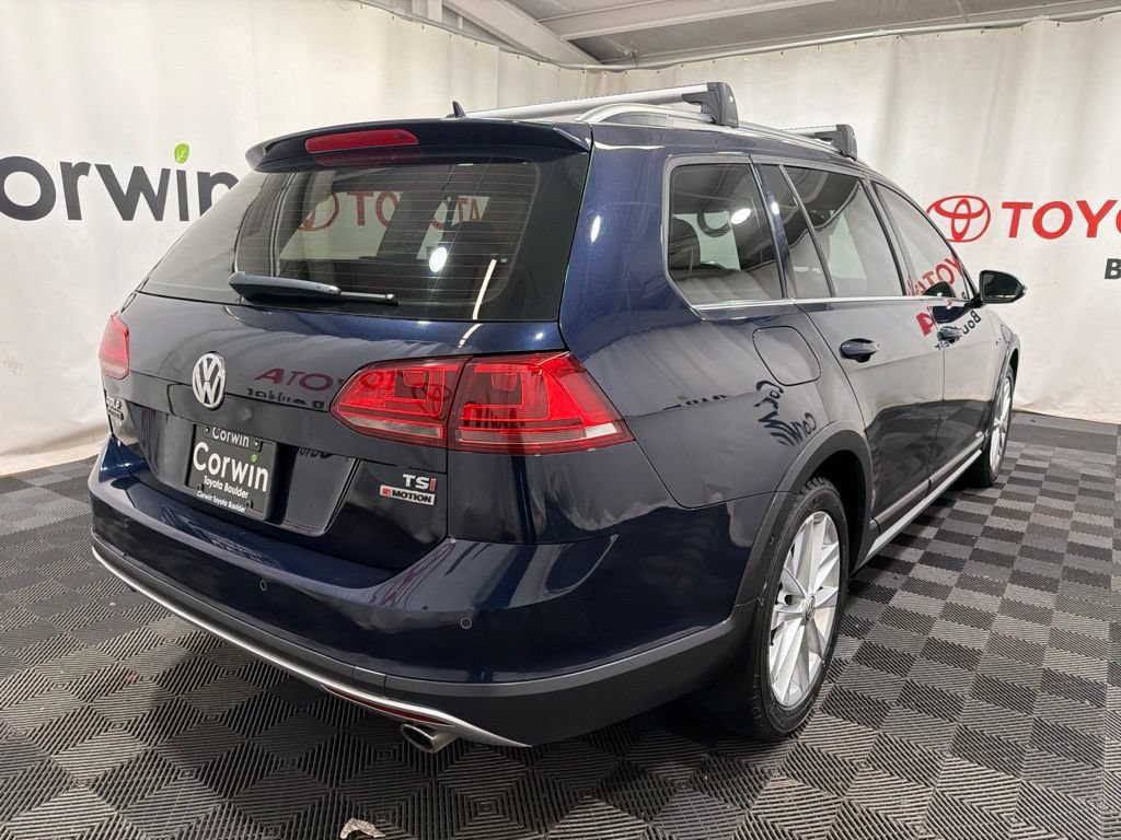 Used 2017 Volkswagen Golf Alltrack SE AWD/4WD image 8