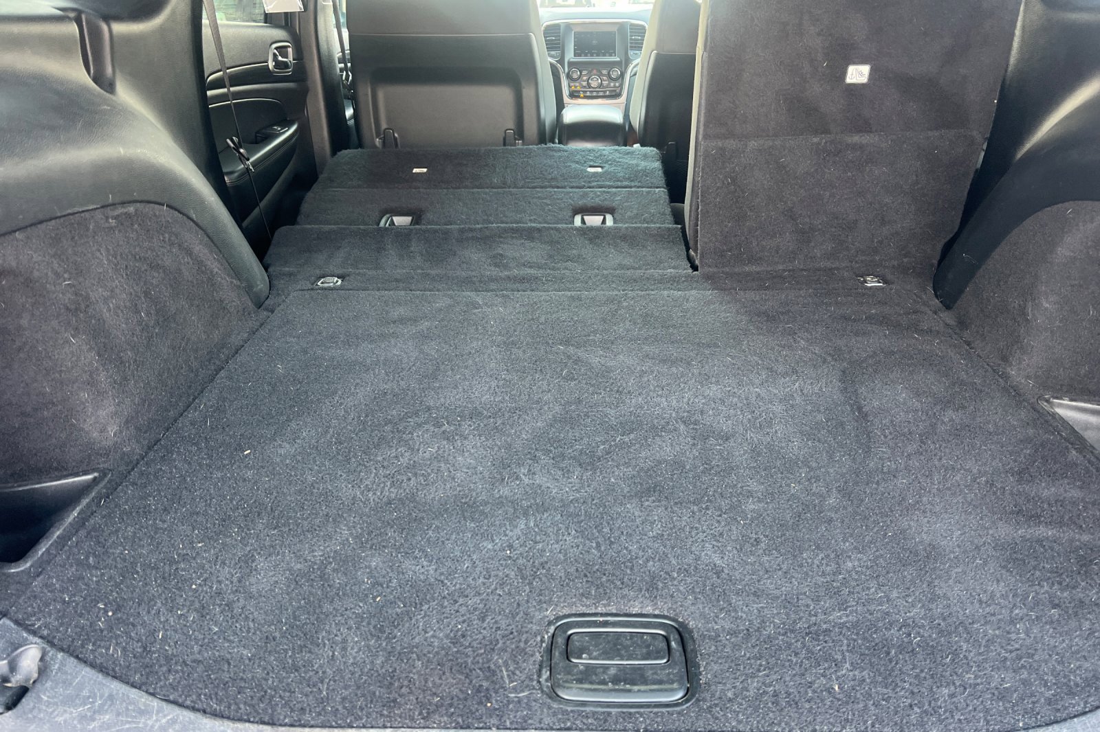 Used 2019 Jeep Grand Cherokee Laredo image 15