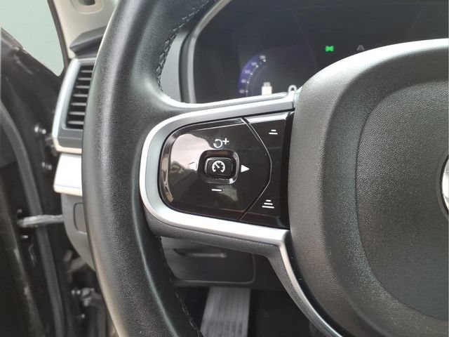 Used 2023 Volvo XC90 B5 Core AWD/4WD image 16