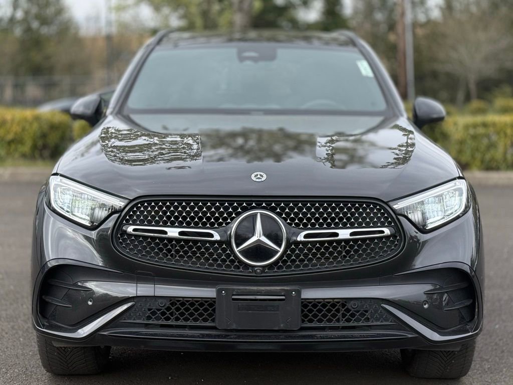 Used 2024 Mercedes-Benz GLC 300 4MATIC image 8