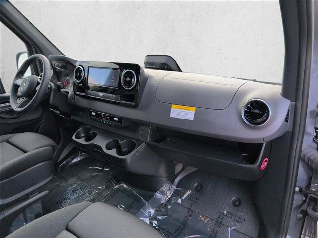 New 2025 Mercedes-Benz Sprinter 2500 image 22