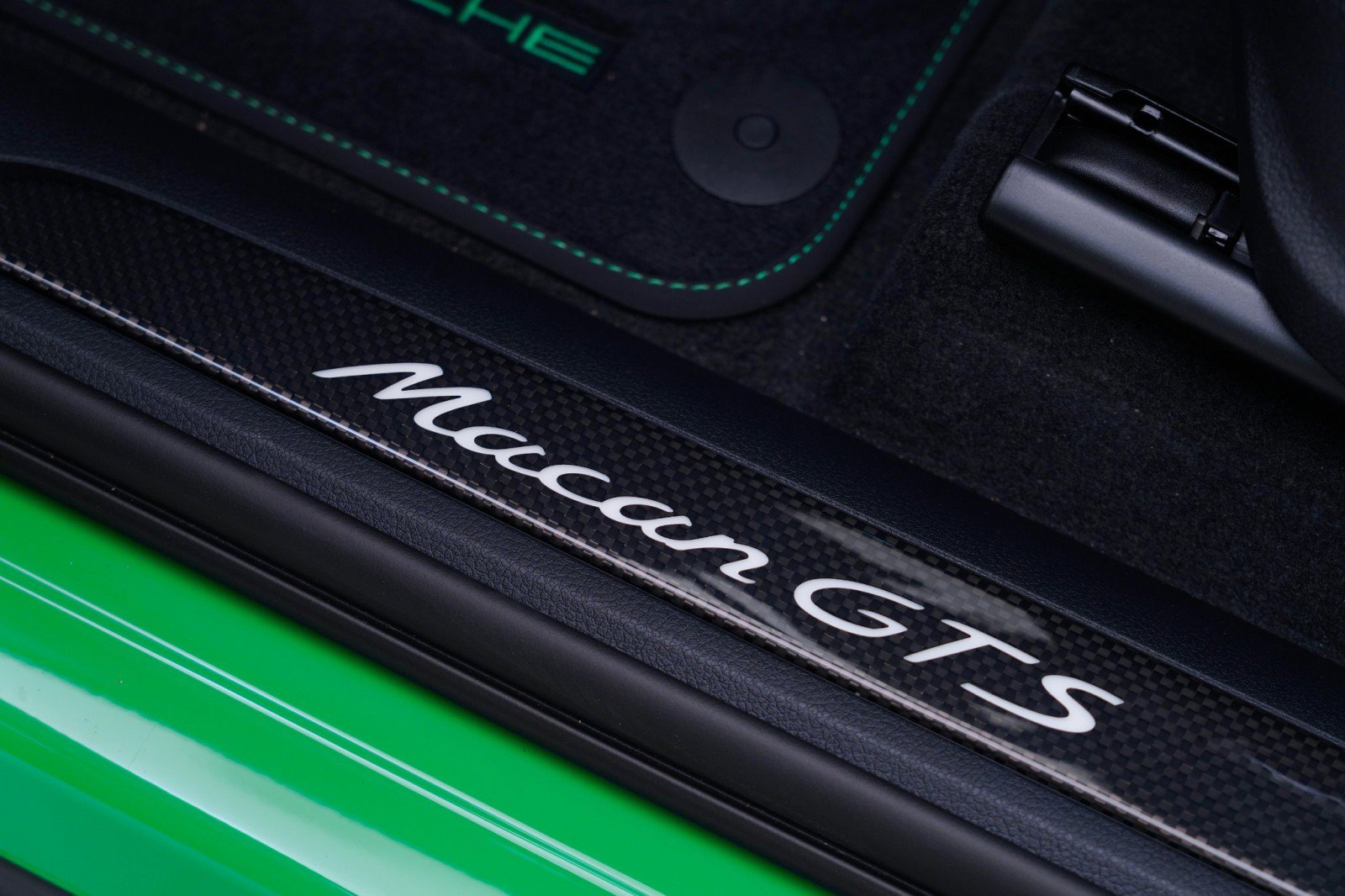New 2026 Porsche Macan GTS image 15