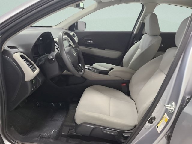 Used 2021 Honda HR-V LX image 16