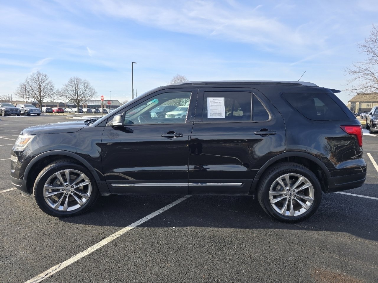 Used 2019 Ford Explorer XLT w/ Equipment Group 202A image 14