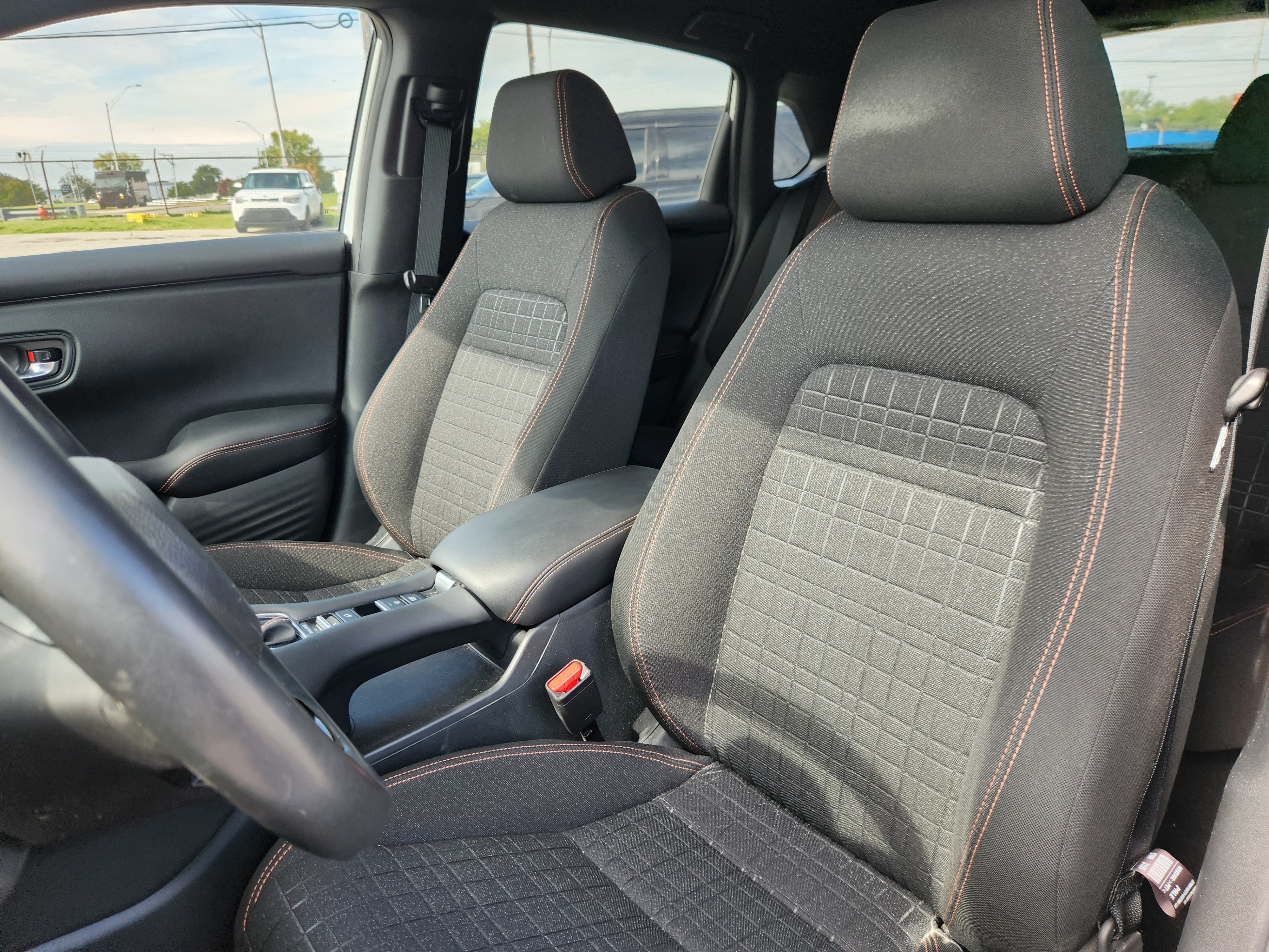 Certified 2024 Honda HR-V Sport image 8