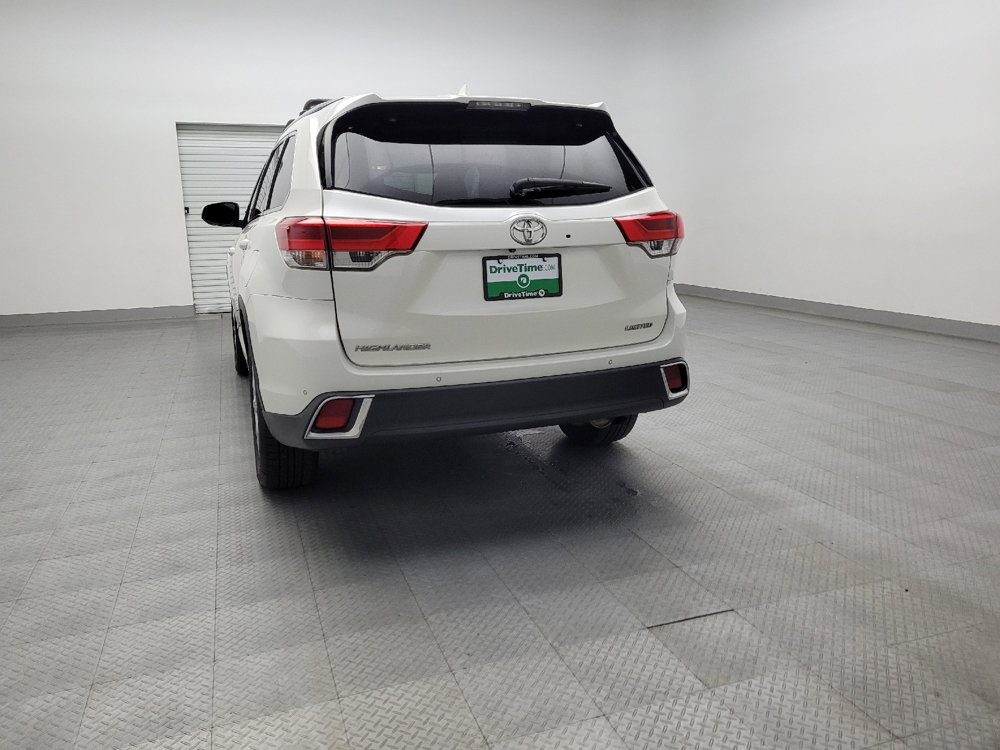 Used 2019 Toyota Highlander Limited image 6