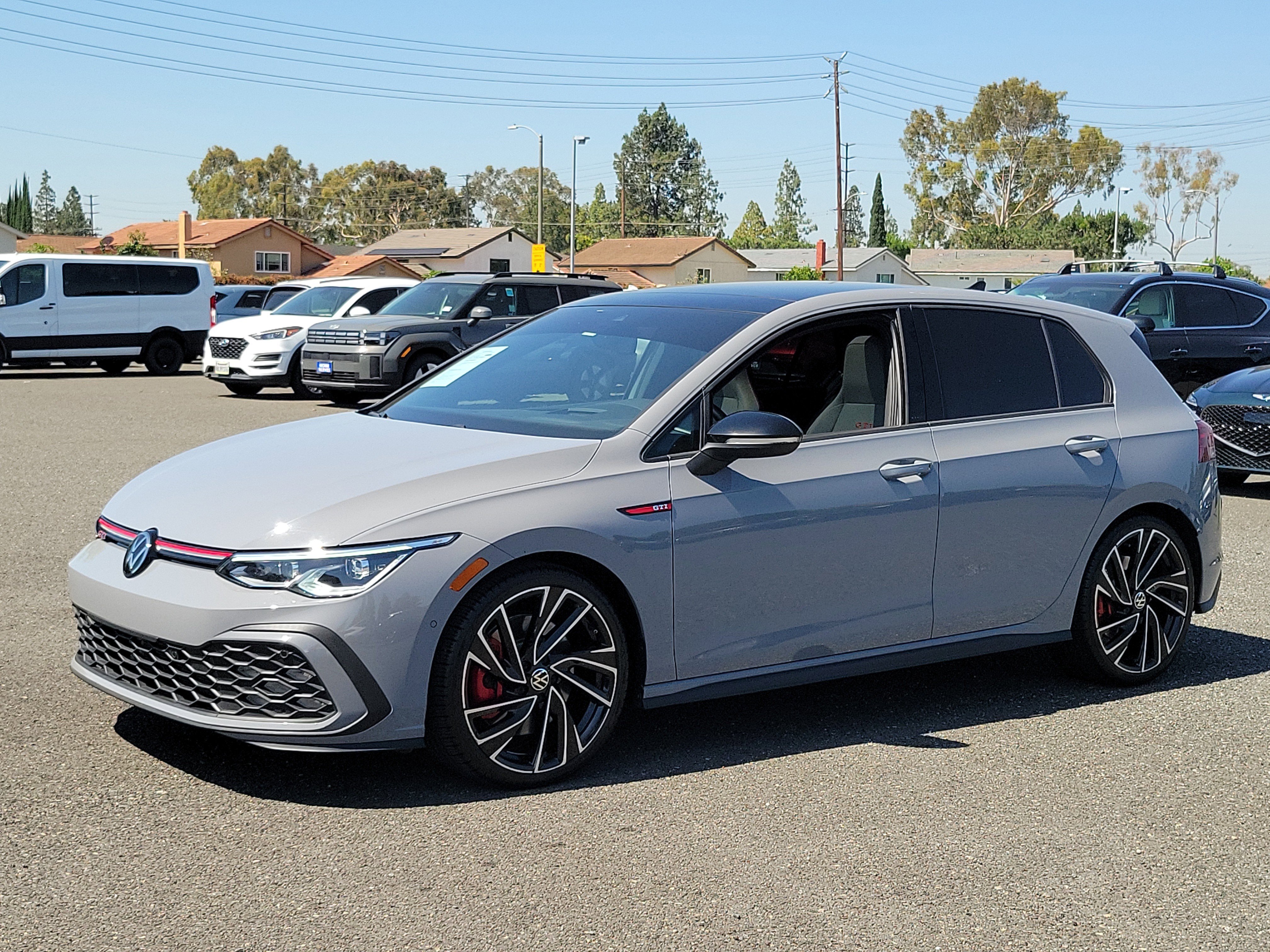 Used 2024 Volkswagen GTI Autobahn FWD image 1