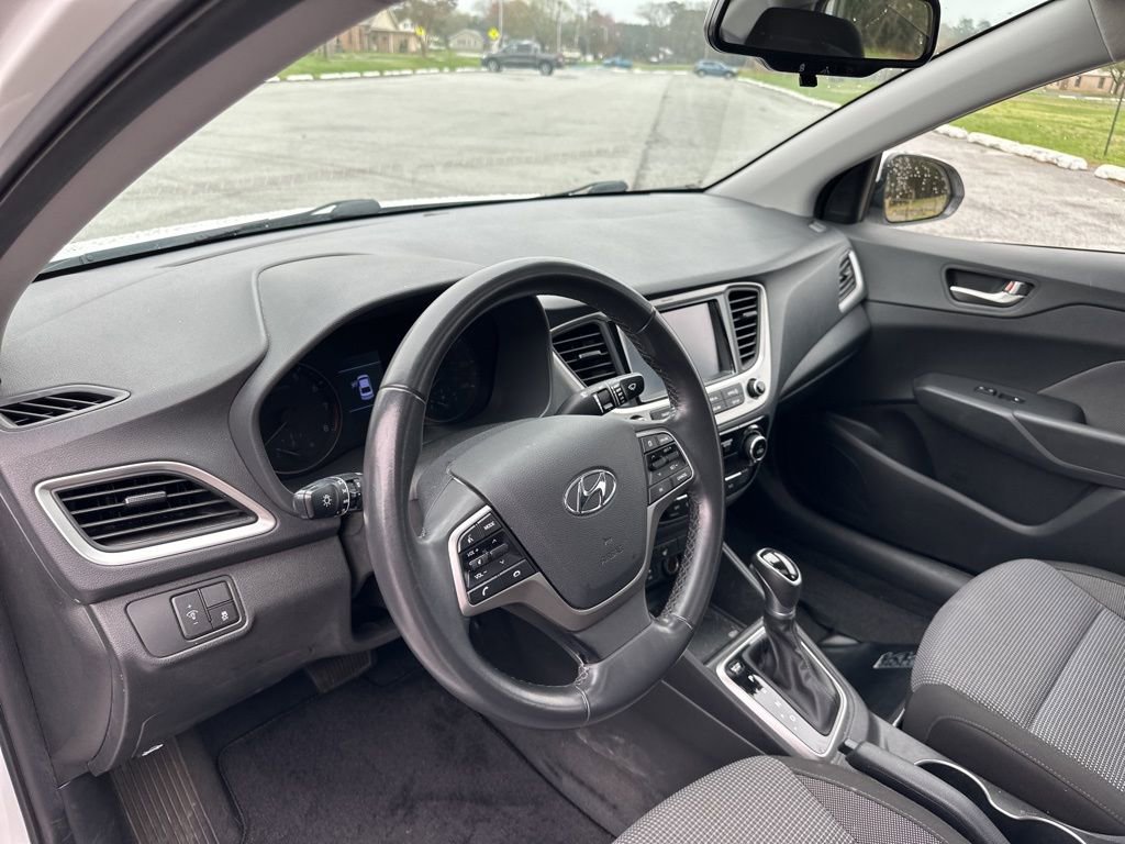 Used 2021 Hyundai Accent Limited w/ Cargo Package image 9