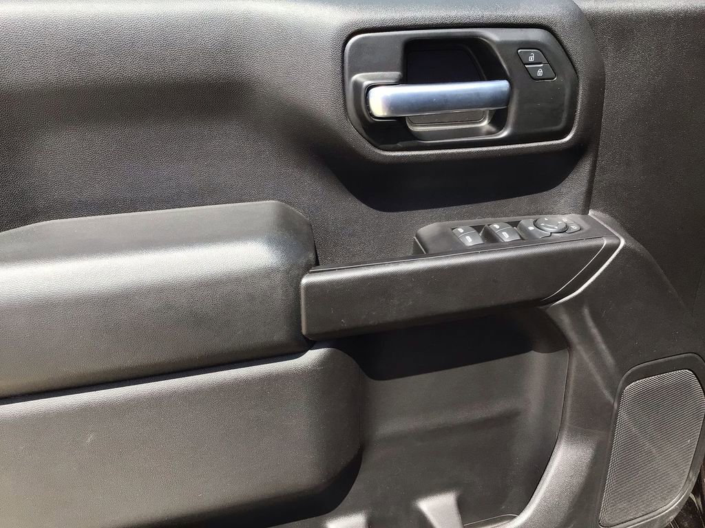 Used 2020 Chevrolet Silverado 1500 Custom w/ Custom Value Package image 23
