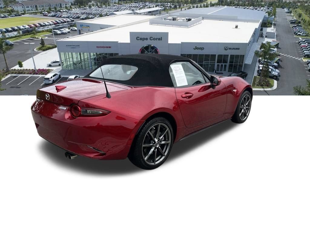 Used 2019 MAZDA MX-5 Miata Grand Touring RWD image 5