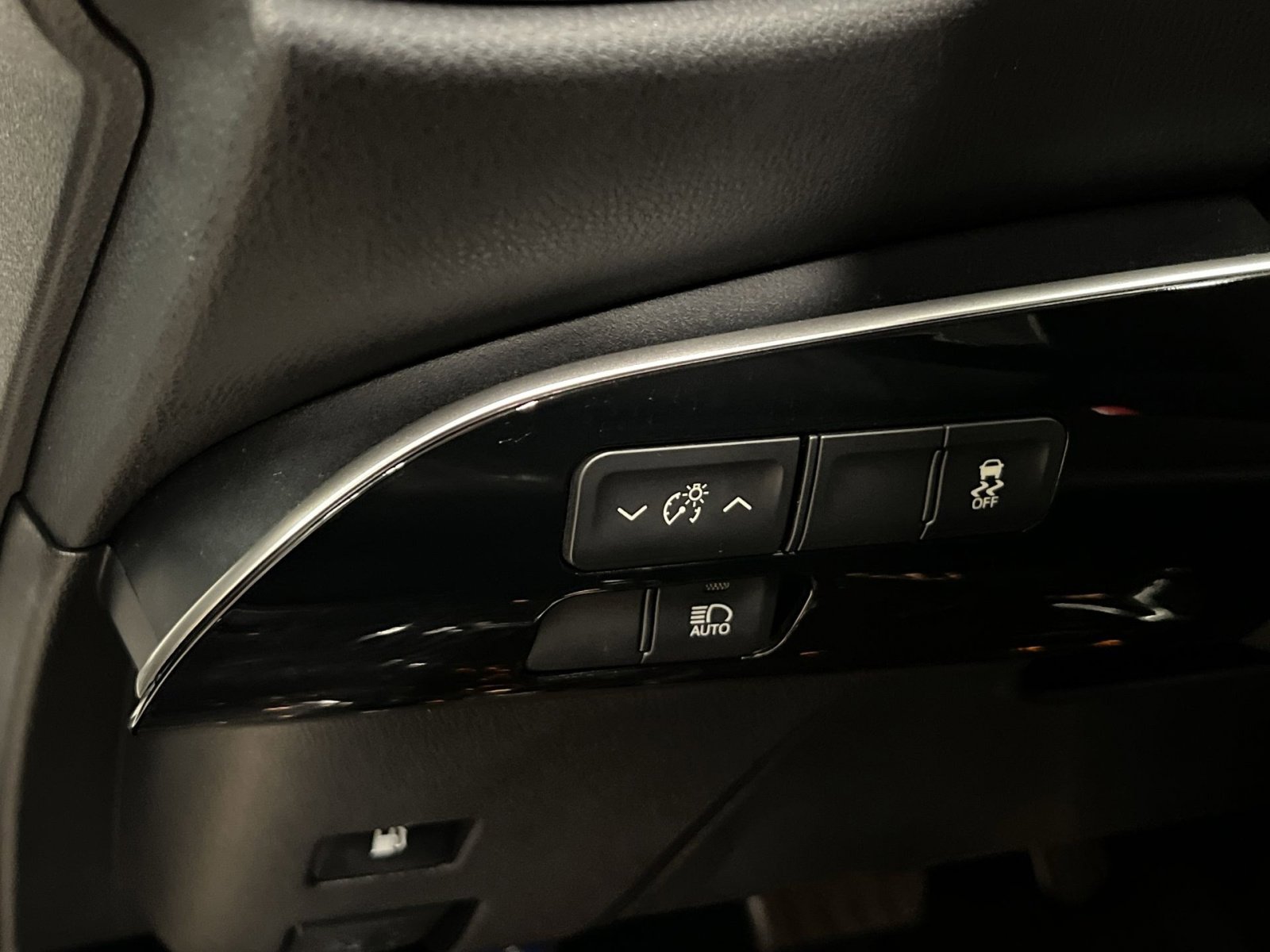 Used 2016 Toyota Prius Three Touring image 27