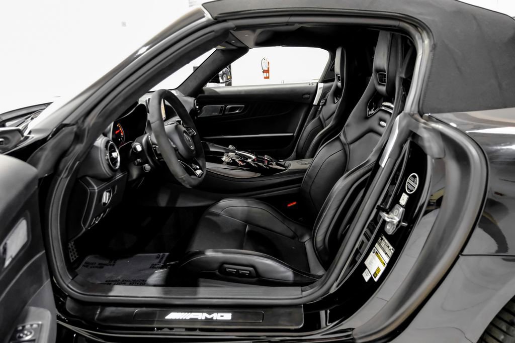 Used 2018 Mercedes-Benz AMG GT C w/ AMG Interior Night Package image 7