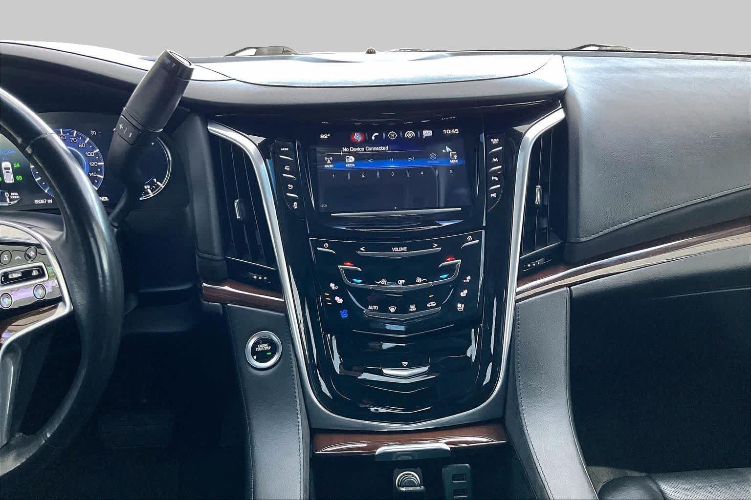 Used 2019 Cadillac Escalade ESV Luxury AWD/4WD image 7